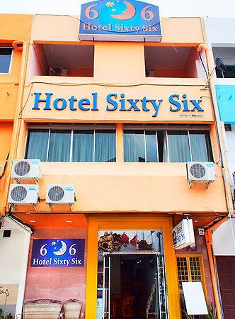 Hotel Sixty Six Malacca Esterno foto